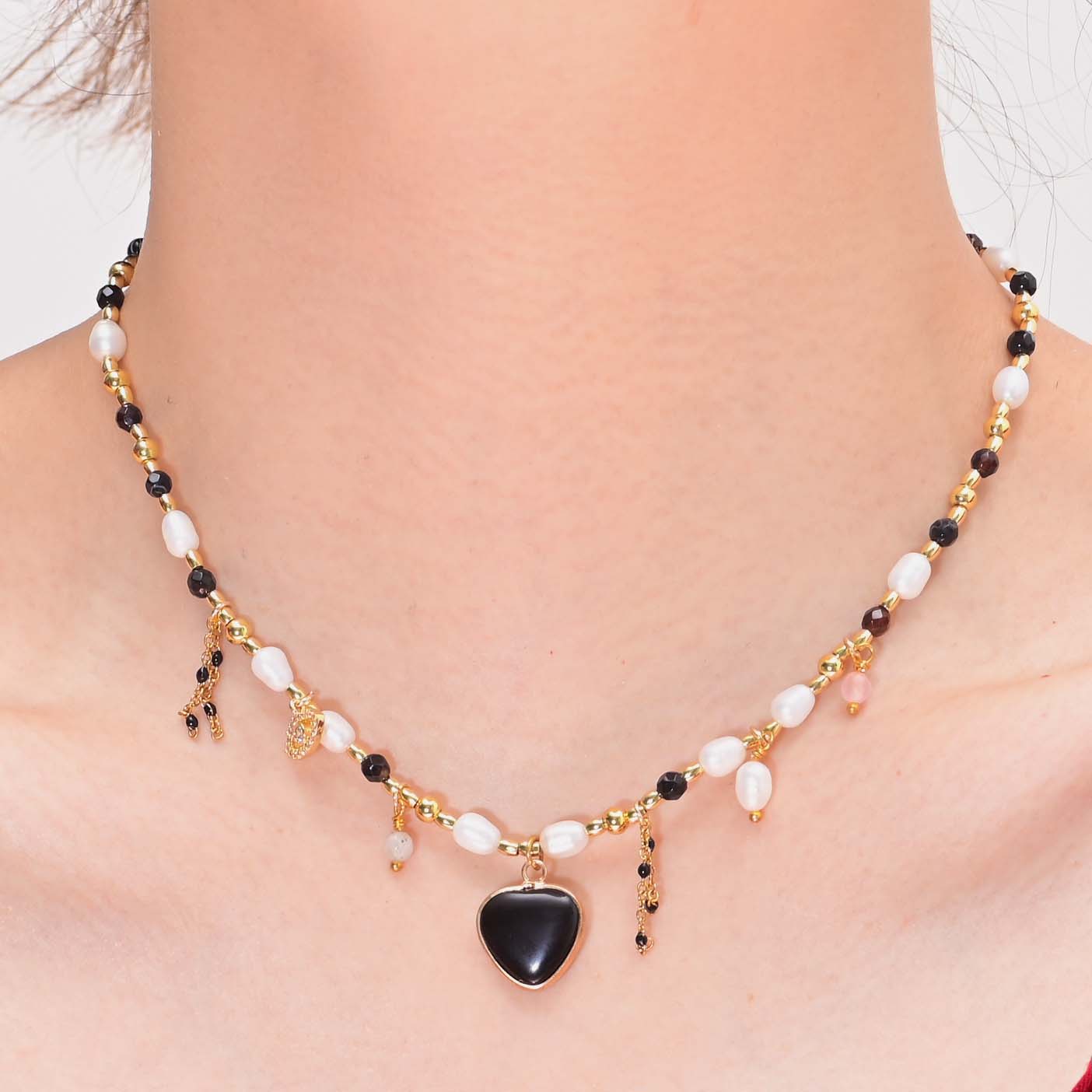 Onyx & Perlenkette