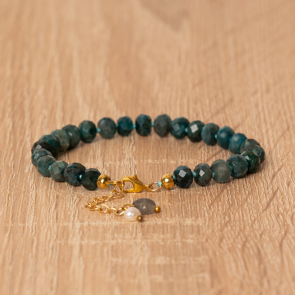 Intense Agate Bracelet