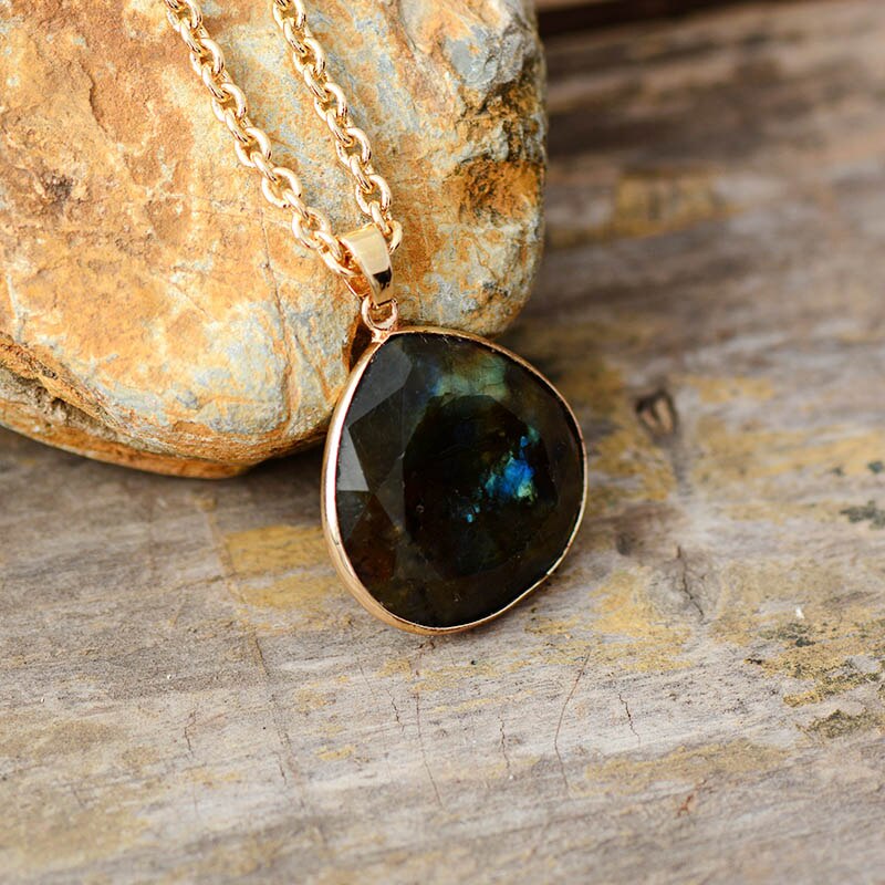 Labradorite Pendant Necklace